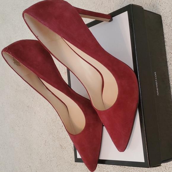 Nine West Tatiana Shoes - Picture 2 of 7